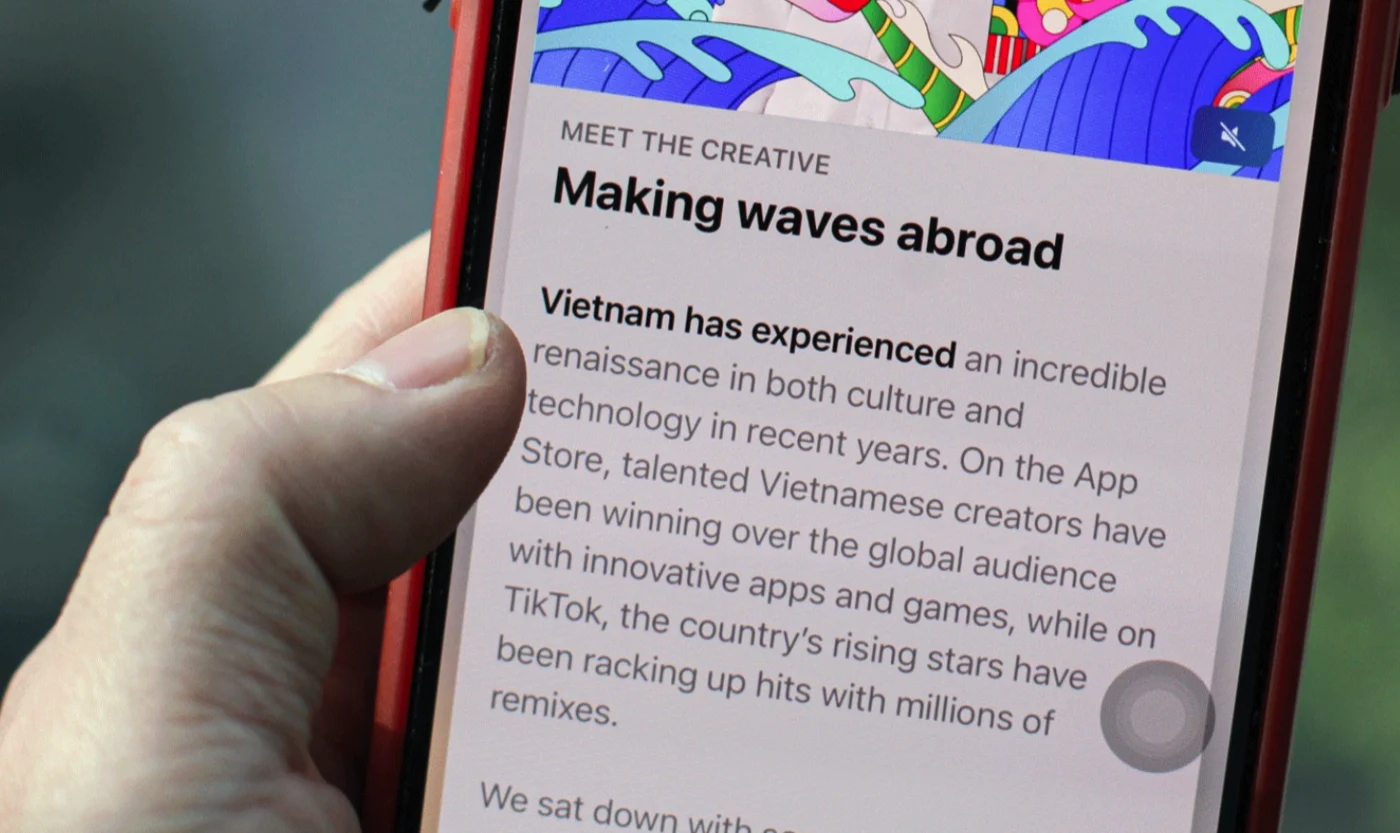 Bài viết Making waves abroad của Apple giới thiệu các nhà sáng tạo Việt Nam