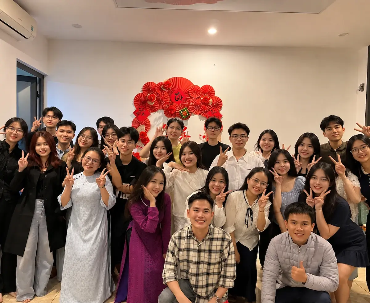 Đội ngũ Zauberberg Lab trong buổi gặp mặt đầu năm